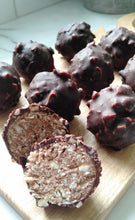 Load image into Gallery viewer, Dairy Free Protein Bliss Balls - 5 pack
